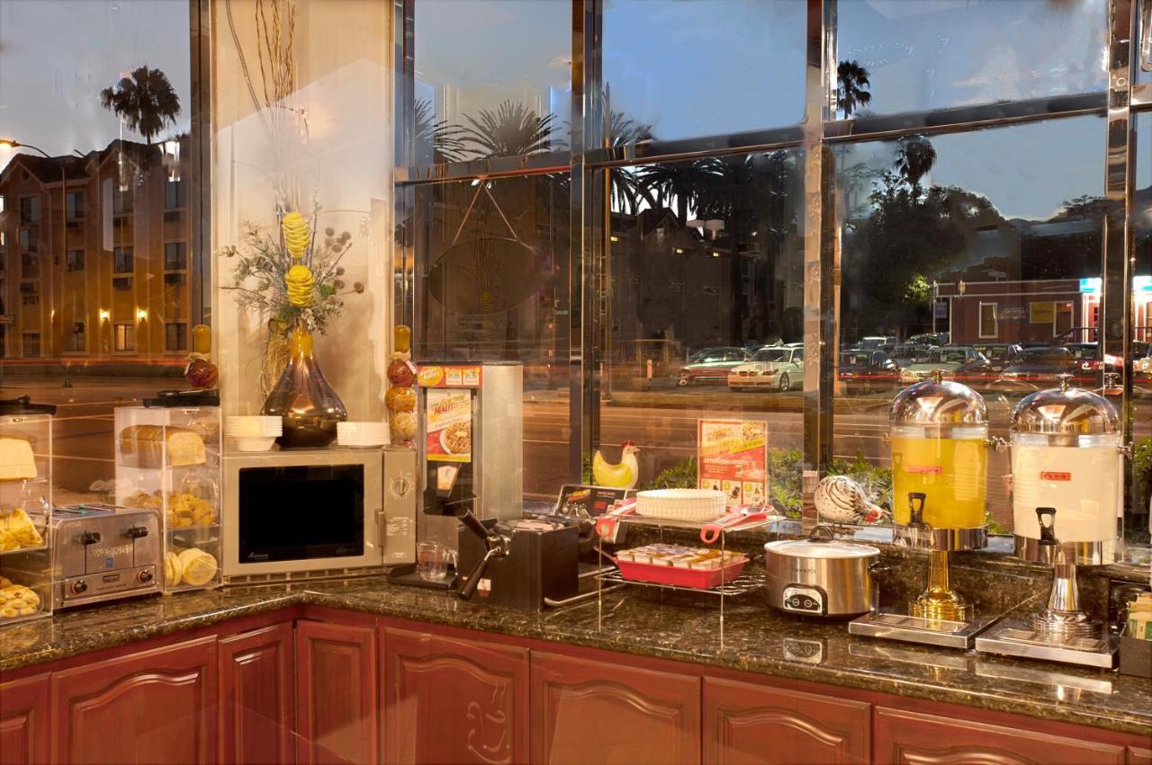 Ramada By Wyndham Pasadena Ξενοδοχείο Εξωτερικό φωτογραφία